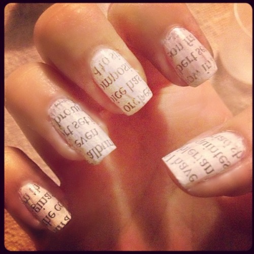 How To Make Newspaper Nails