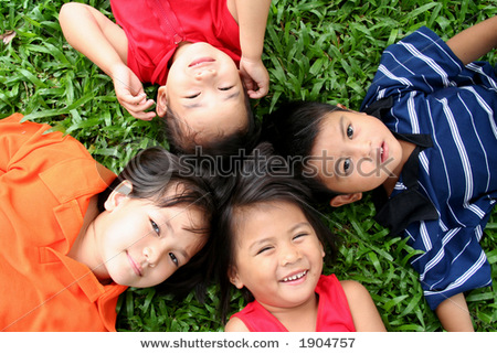 Pictures Of Children Playing In The Park